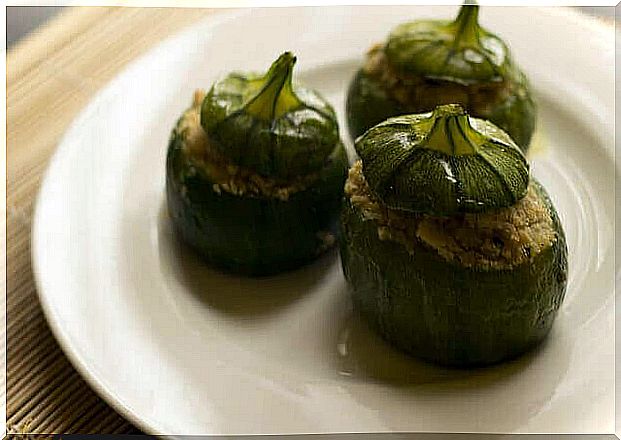 Stuffed zucchini