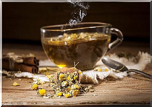 Chamomile tea is one of the natural drinks to sleep better