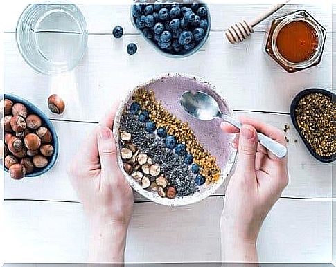 Smoothie bowl with different toppings