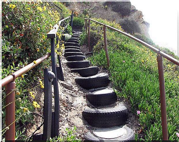 Re-use car tires as stairs