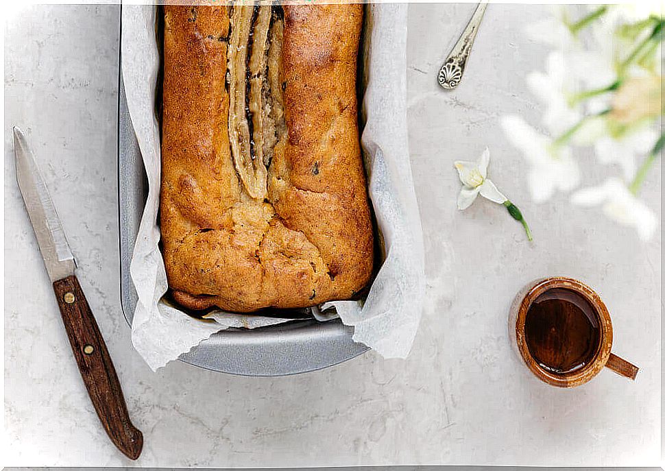 Two recipes for delicious banana cake