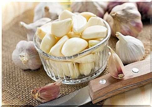 Cloves of garlic